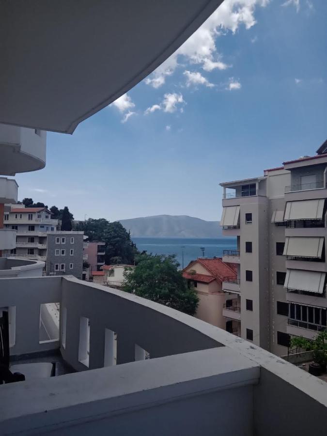 Ari Apartaments Vlorë Exteriör bild