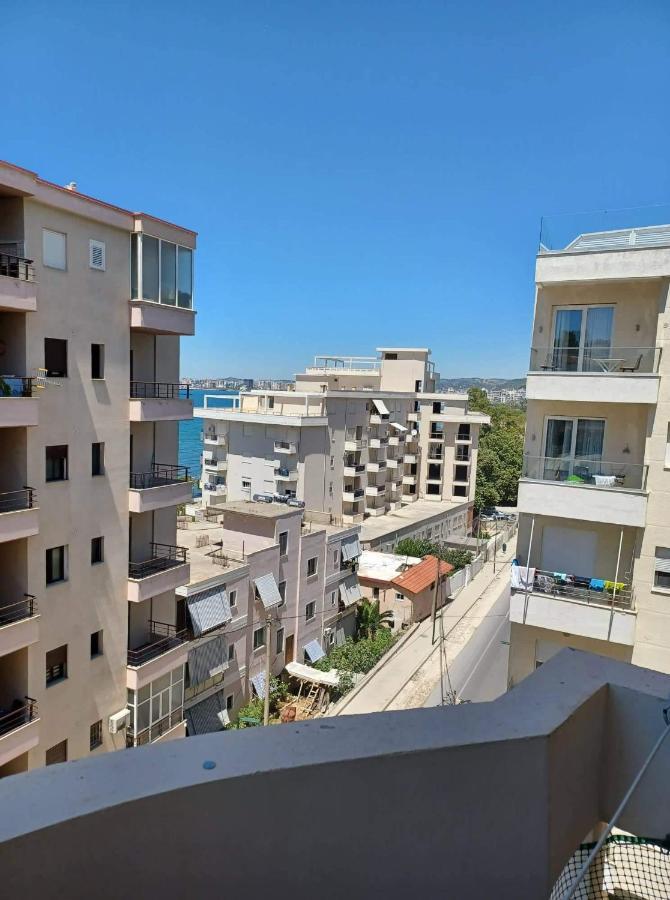 Ari Apartaments Vlorë Exteriör bild