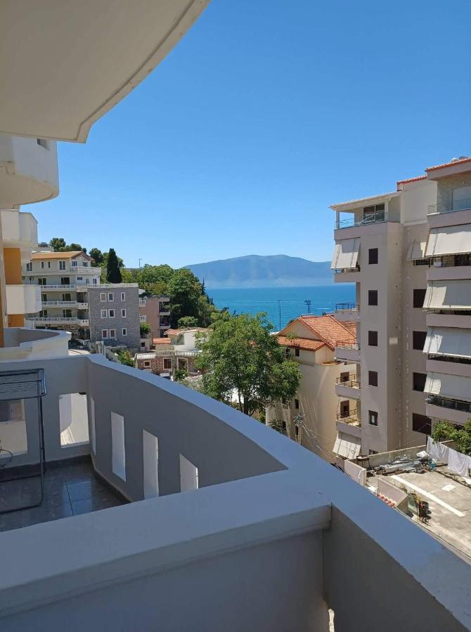 Ari Apartaments Vlorë Exteriör bild